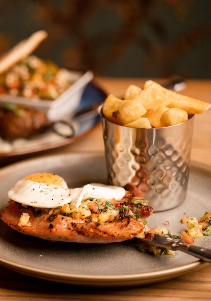 Dining The Rabbit Hotel