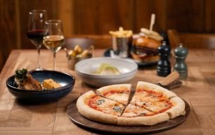 Dining The Rabbit Hotel