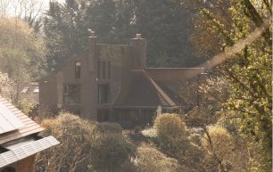 Lake house  x  px  x  px The Rabbit Hotel